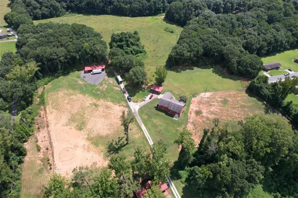 7643 Highway 145 Carnesville, GA 30521