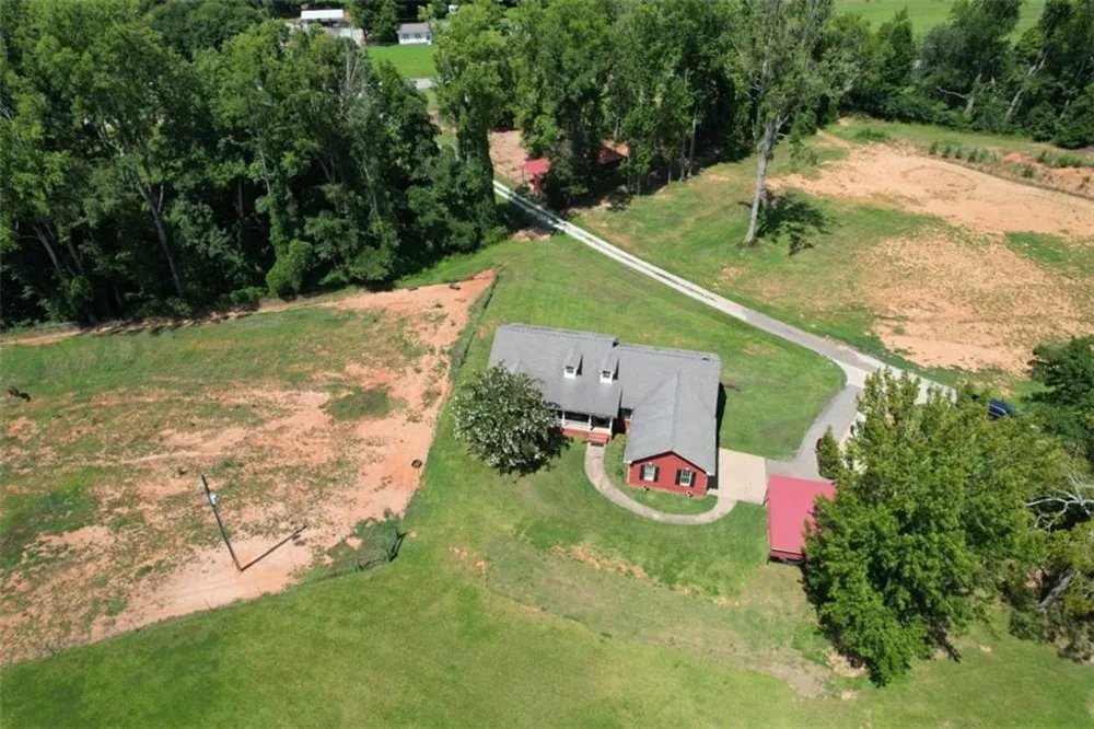 7643 Highway 145 Carnesville, GA 30521