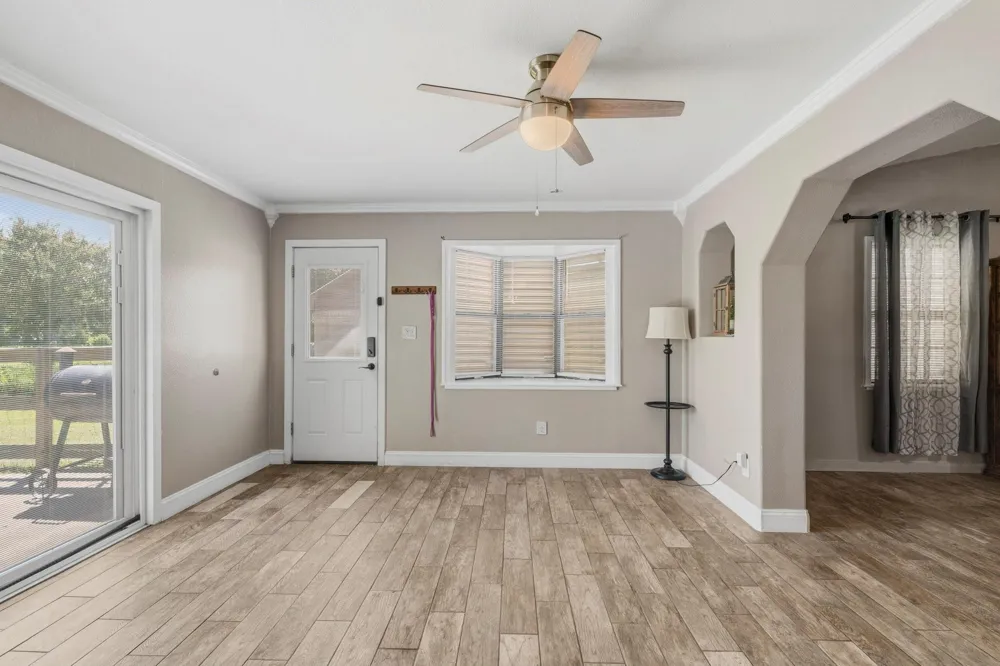 16101 Bluebird Street Santa Fe, TX 77517