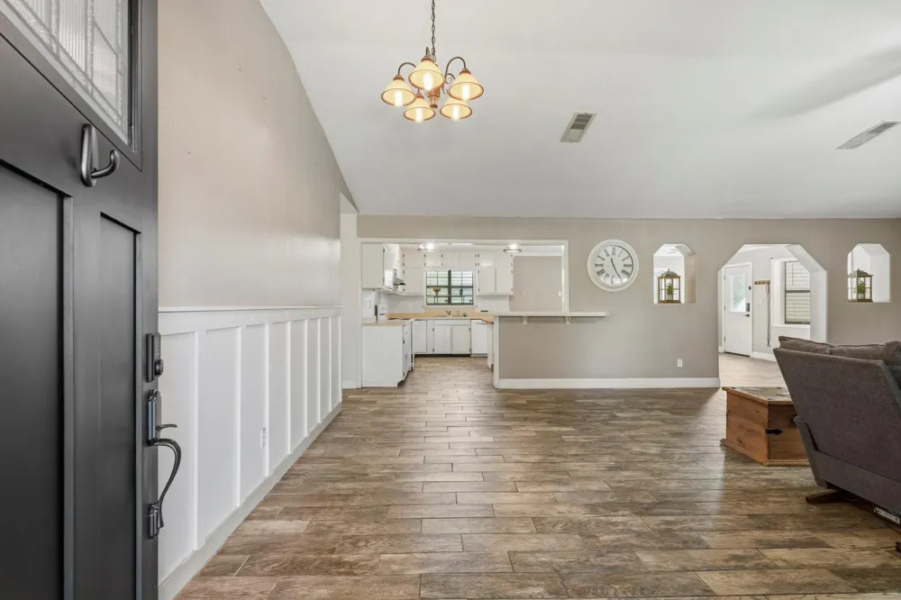16101 Bluebird Street Santa Fe, TX 77517
