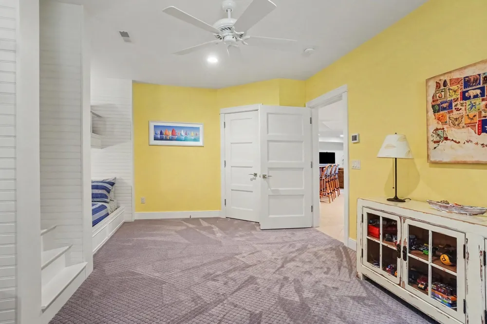 6935 Blue Water Lane Fennville, MI 49408