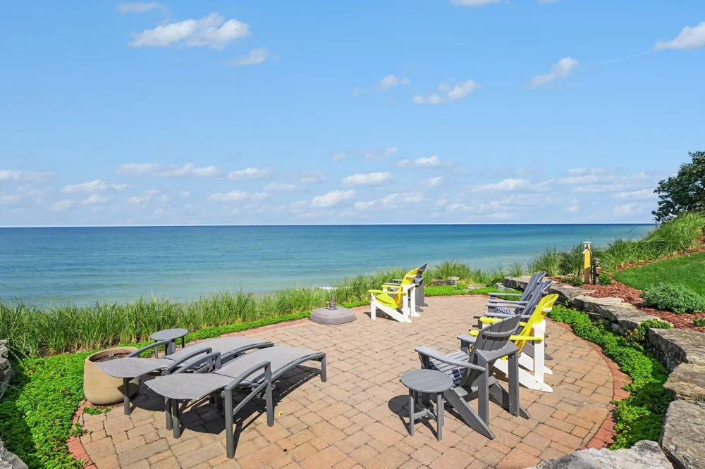 6935 Blue Water Lane Fennville, MI 49408