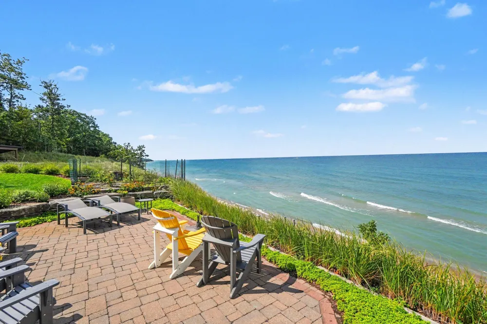 6935 Blue Water Lane Fennville, MI 49408