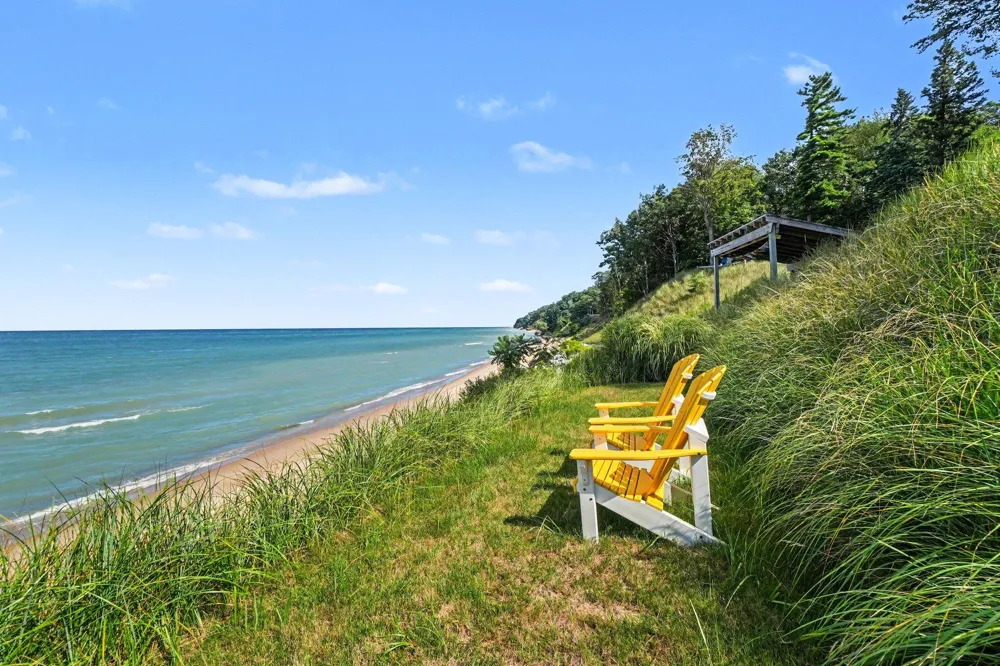 6935 Blue Water Lane Fennville, MI 49408