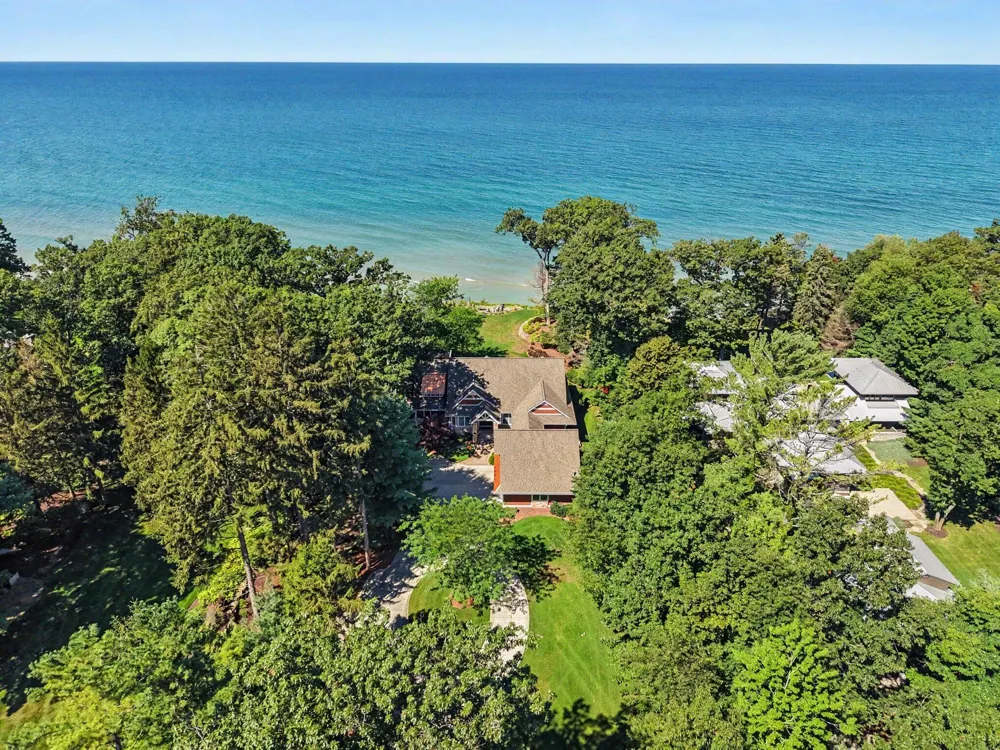 6935 Blue Water Lane Fennville, MI 49408