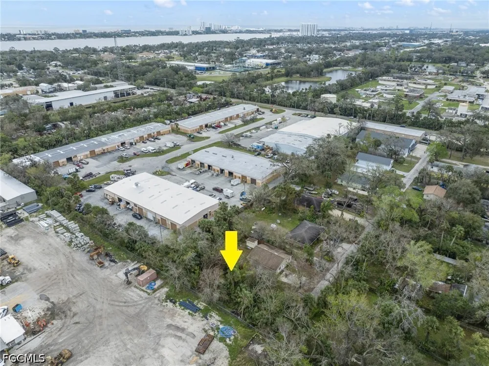 Cave Avenue Holly Hill, FL 32117