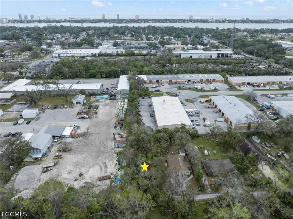 Cave Avenue Holly Hill, FL 32117