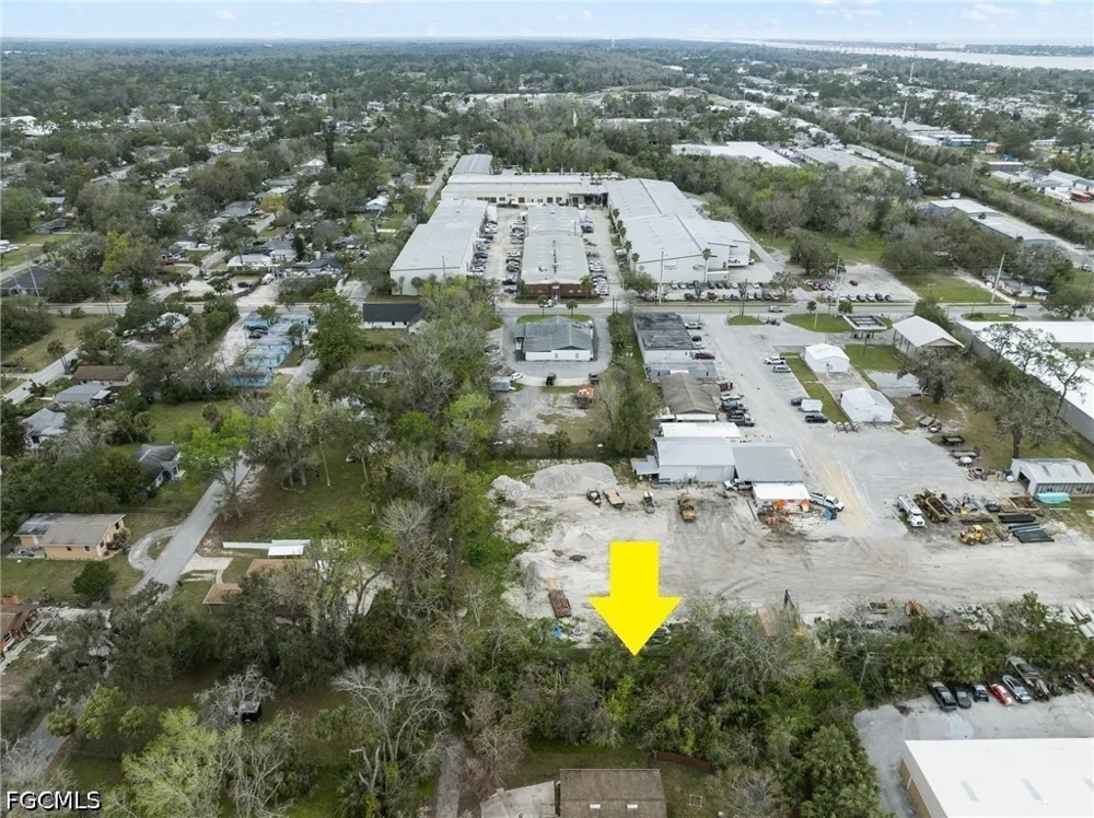 Cave Avenue Holly Hill, FL 32117