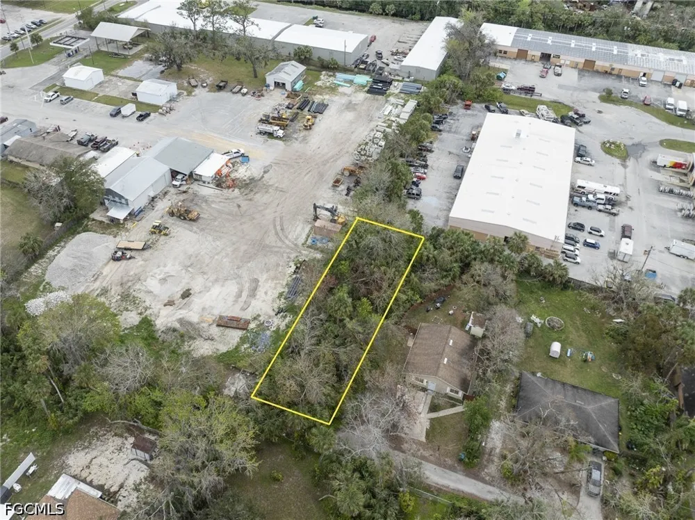 Cave Avenue Holly Hill, FL 32117