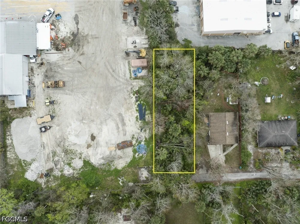 Cave Avenue Holly Hill, FL 32117