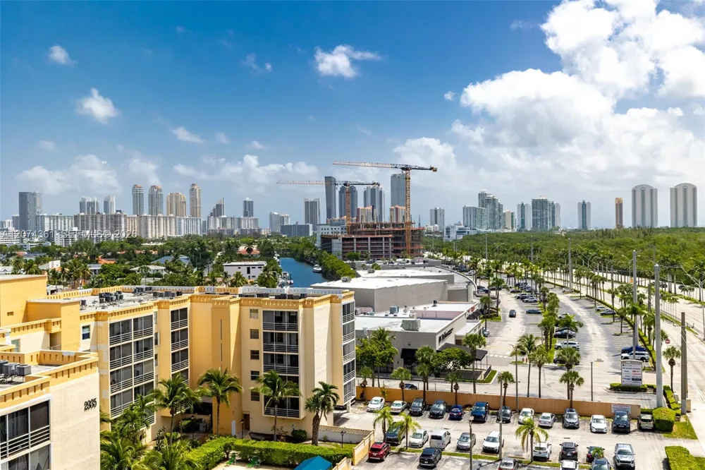 2903 Miami Beach Blvd #1003 North Miami Beach, FL 33160