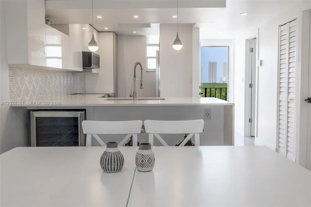 2903 Miami Beach Blvd #1003 North Miami Beach, FL 33160