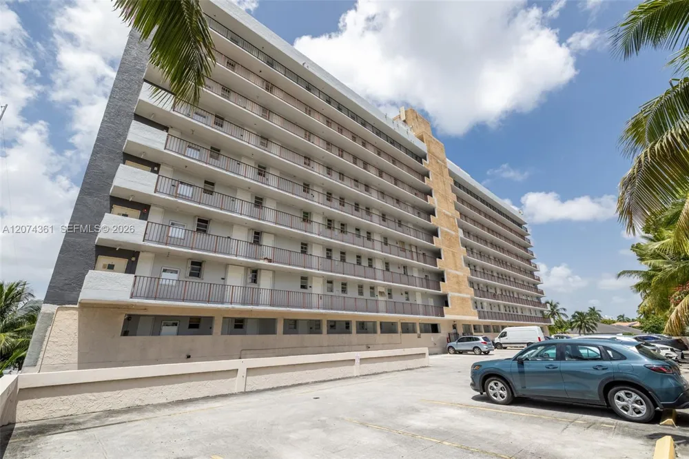 2903 Miami Beach Blvd #1003 North Miami Beach, FL 33160