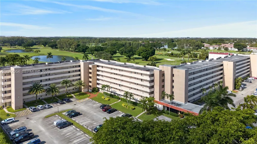 8900 Washington Blvd #409 Pembroke Pines, FL 33025