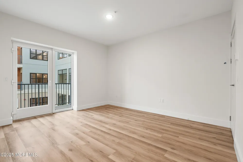 185 Morris Avenue #505 Long Branch, NJ 07740