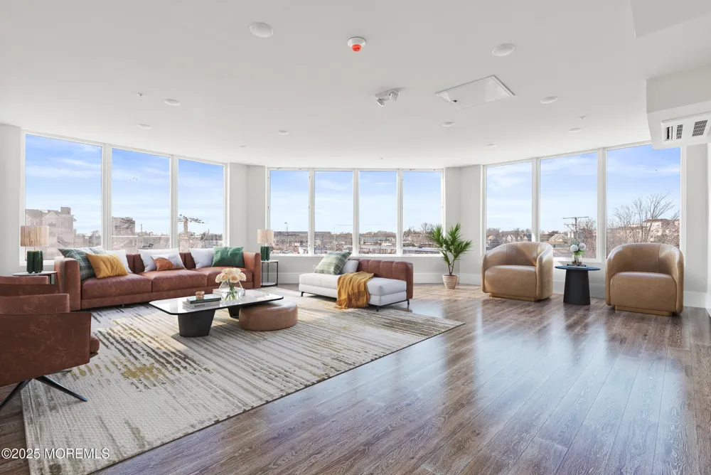 185 Morris Avenue #505 Long Branch, NJ 07740