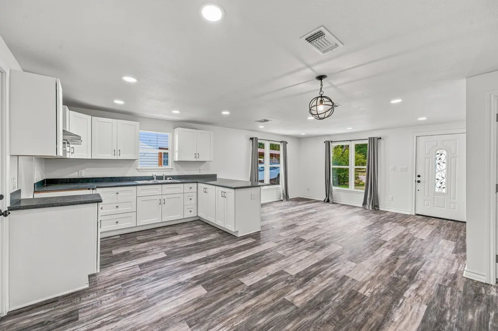 828 Indiana Street Graham, TX 76450