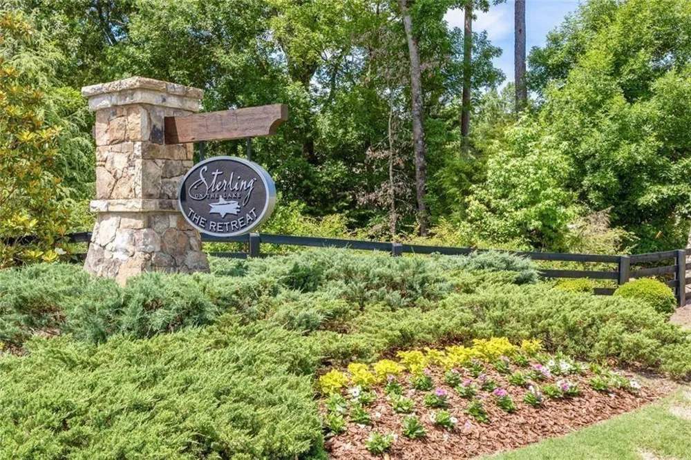 6853 River Rock Drive Flowery Branch, GA 30542
