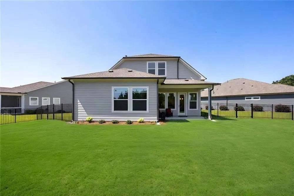 6853 River Rock Drive Flowery Branch, GA 30542