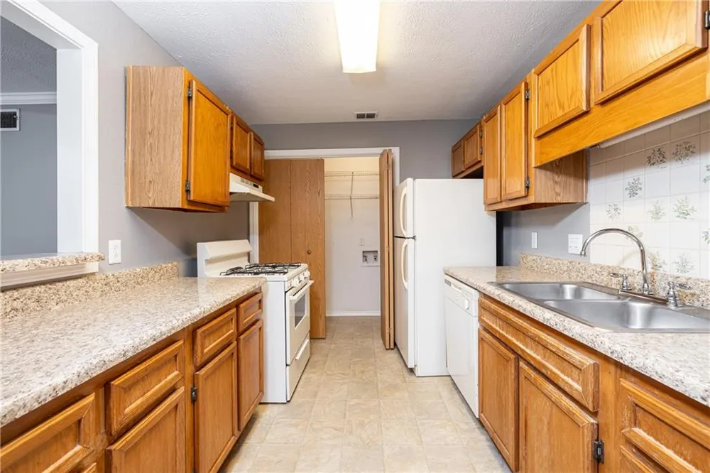 810 Gettysburg Place Sandy Springs, GA 30350