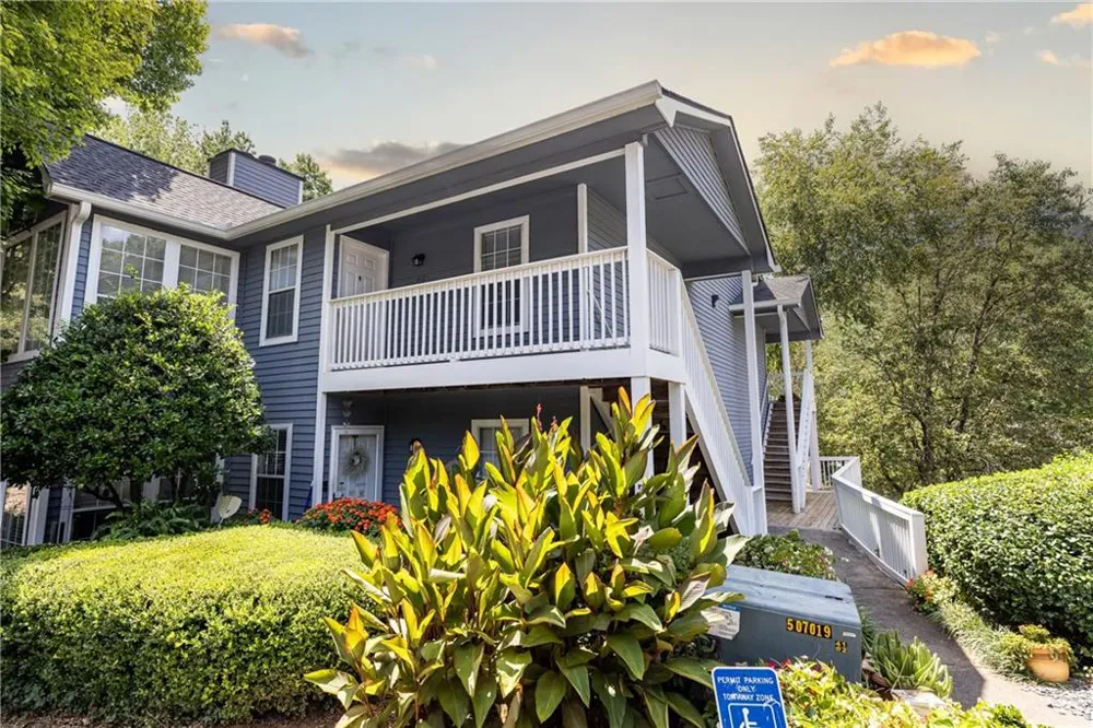 810 Gettysburg Place Sandy Springs, GA 30350