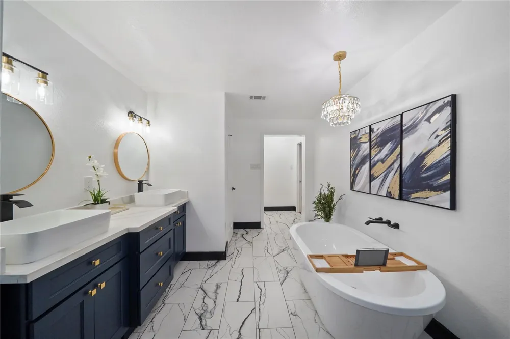 701 W 39th Street Houston, TX 77018