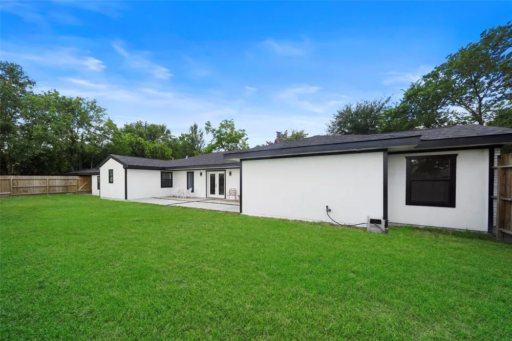 701 W 39th Street Houston, TX 77018