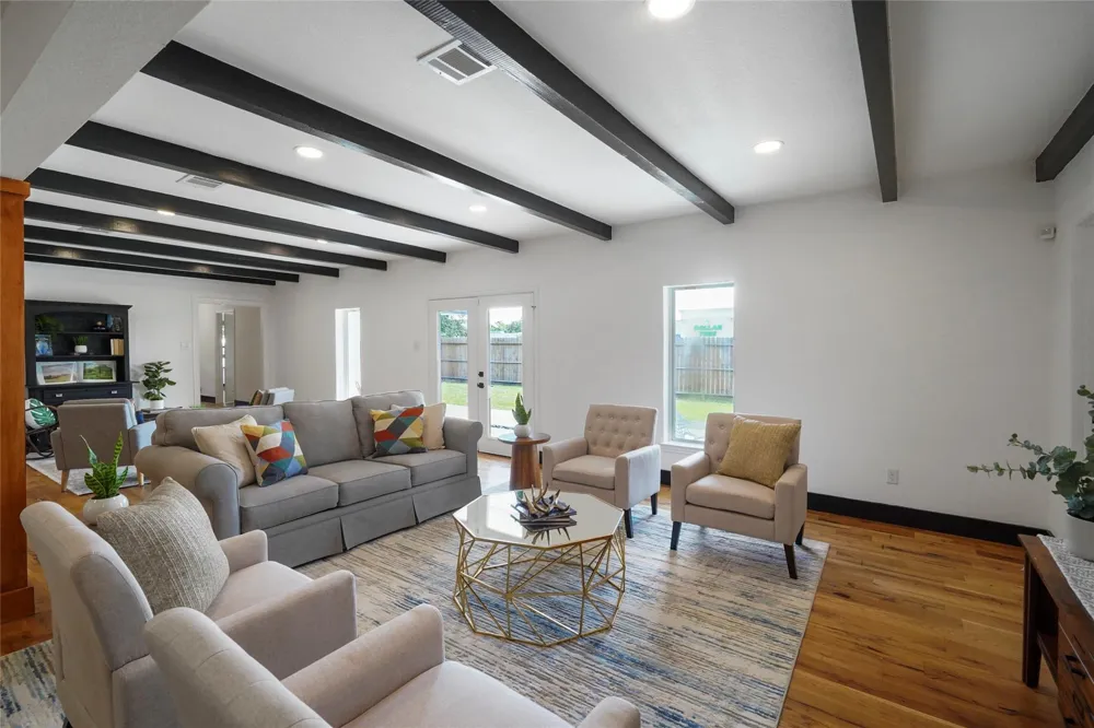 701 W 39th Street Houston, TX 77018