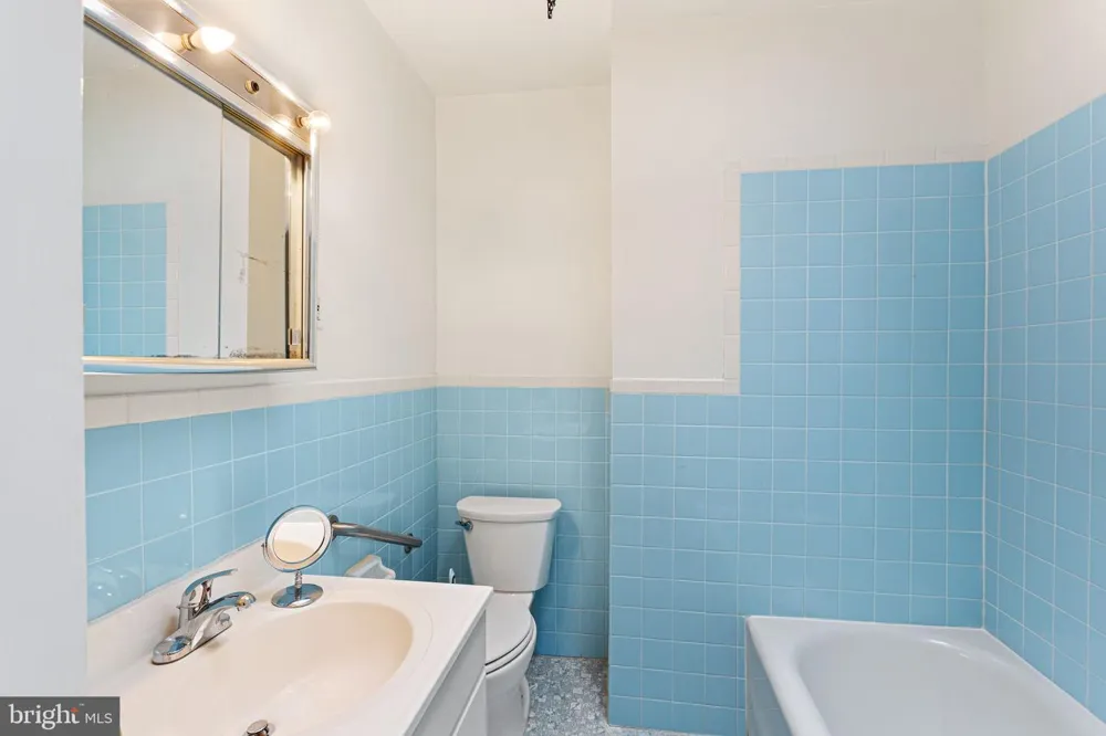 1728 CHURCH LANE Philadelphia, PA 19141
