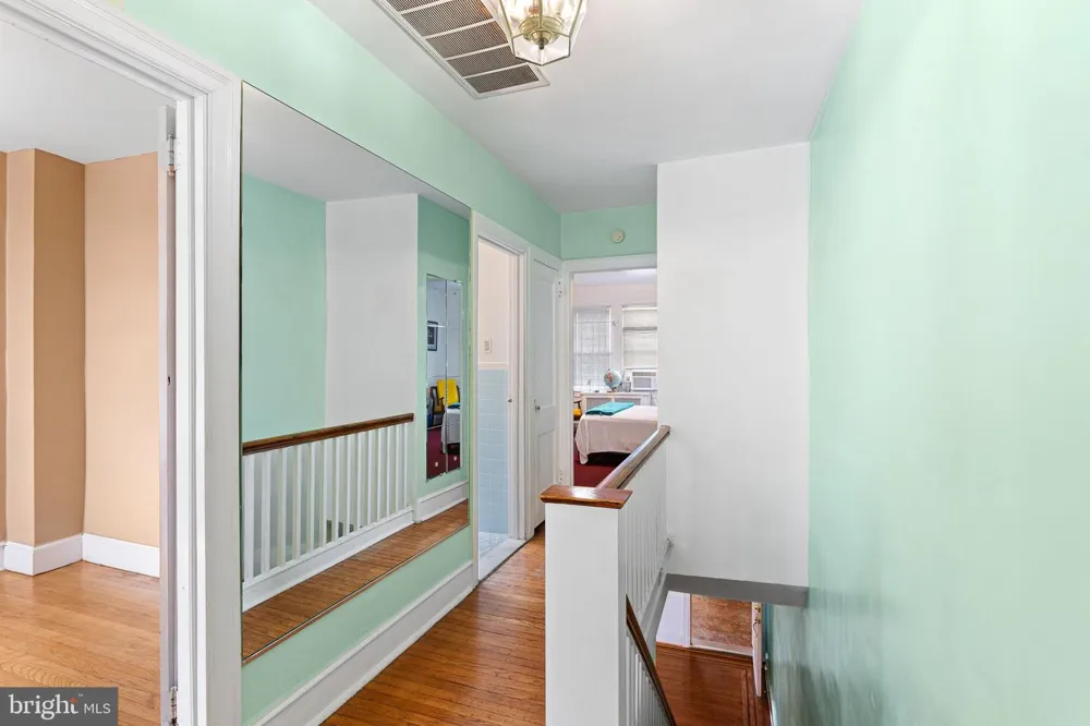 1728 CHURCH LANE Philadelphia, PA 19141