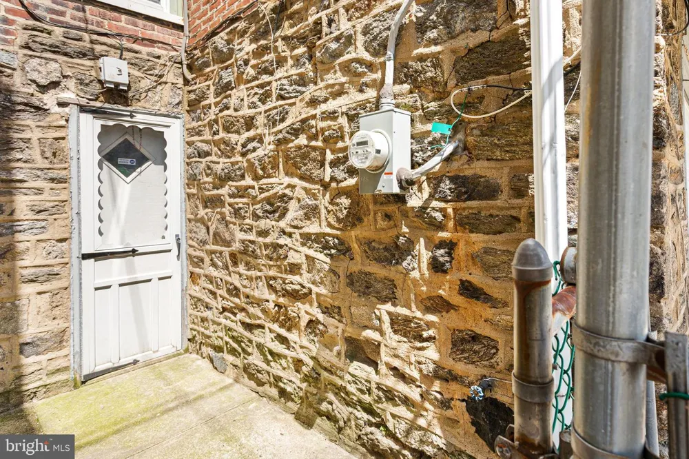 1728 CHURCH LANE Philadelphia, PA 19141