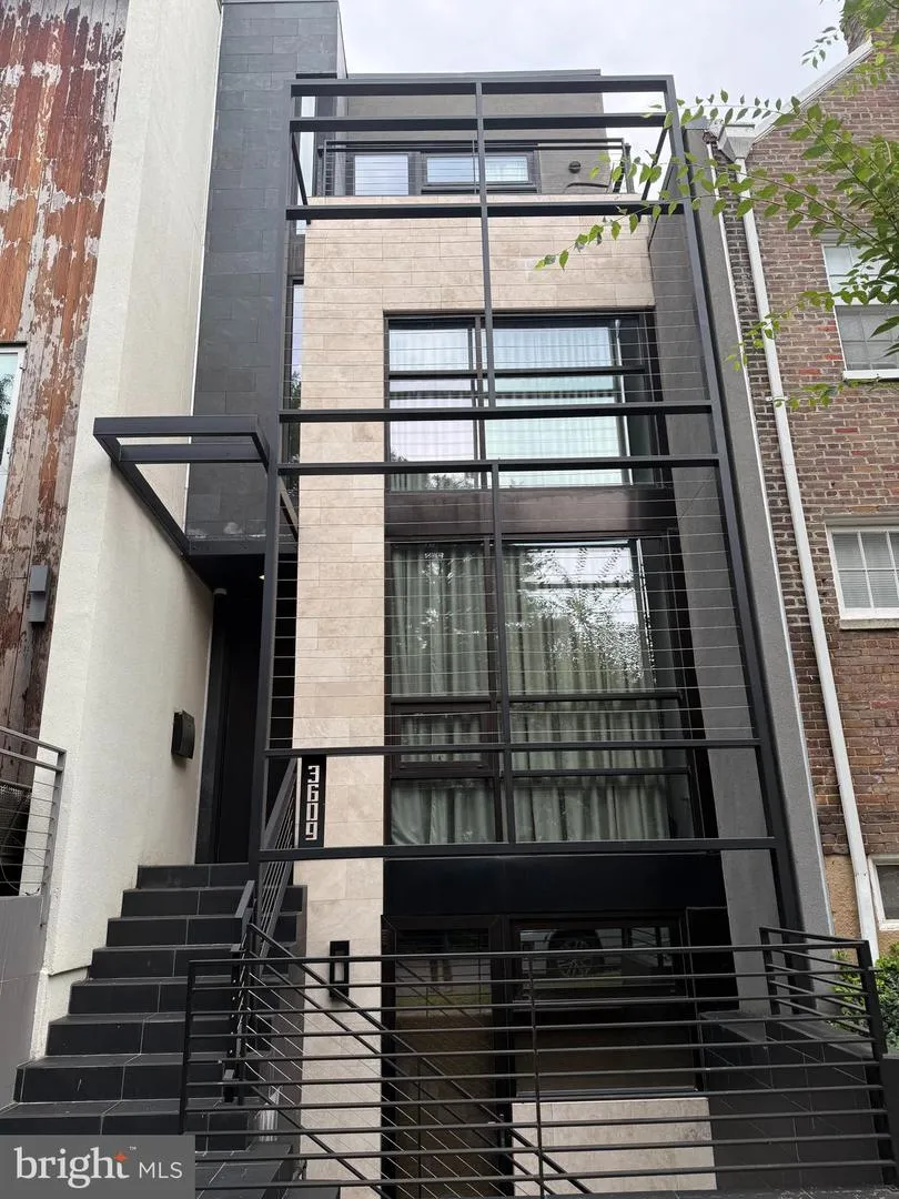 3609 R STREET NW Washington, DC 20007