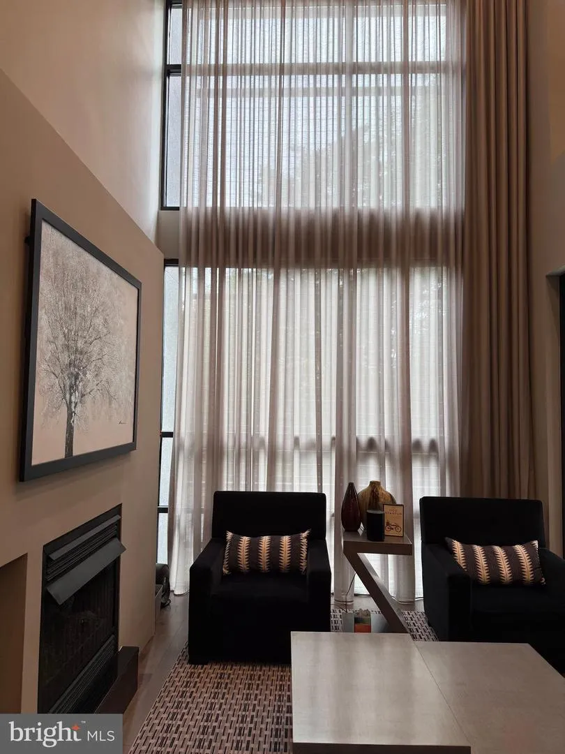 3609 R STREET NW Washington, DC 20007