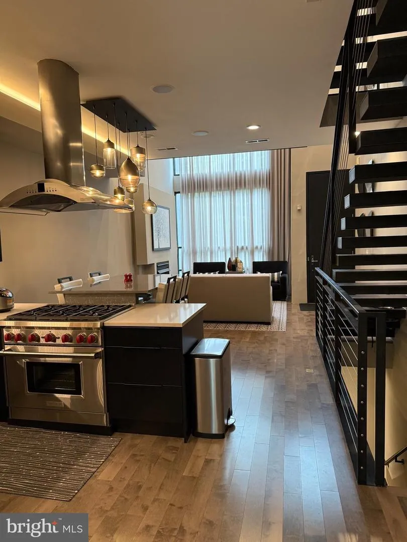 3609 R STREET NW Washington, DC 20007