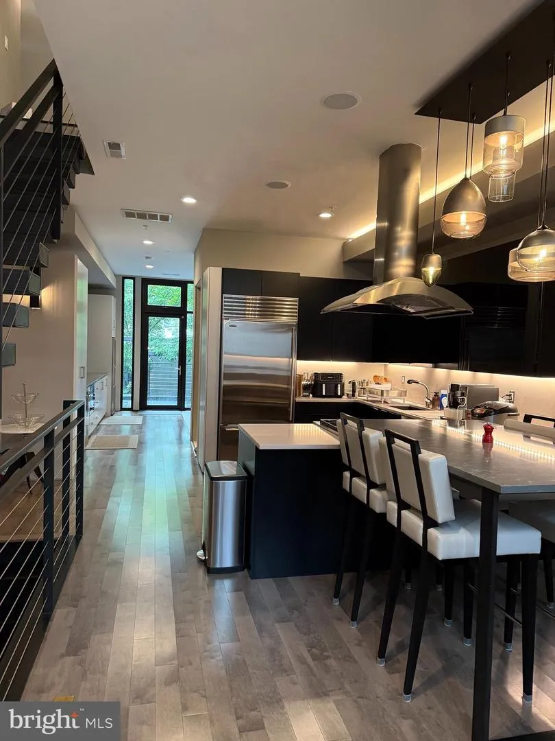 3609 R STREET NW Washington, DC 20007