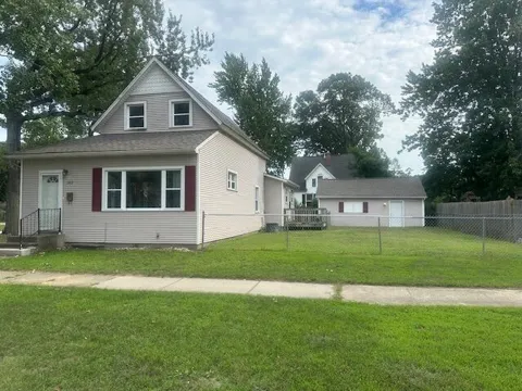 283 W Forest Avenue