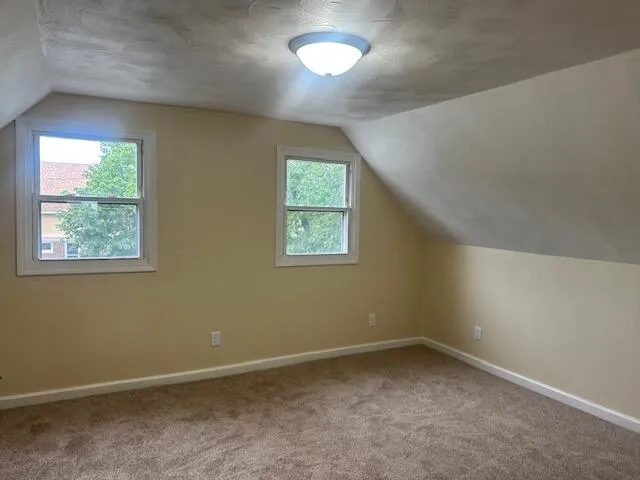 283 W Forest Avenue Muskegon, MI 49441