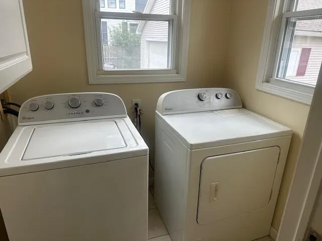 283 W Forest Avenue Muskegon, MI 49441