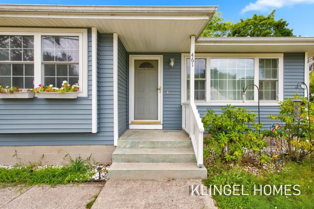 461 W Hile Road Muskegon, MI 49441