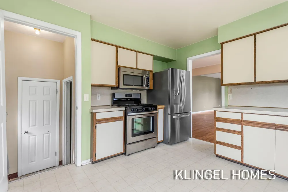 461 W Hile Road Muskegon, MI 49441