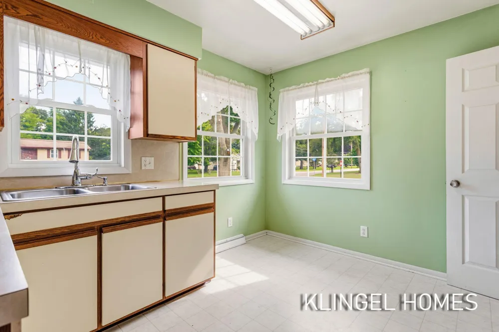 461 W Hile Road Muskegon, MI 49441