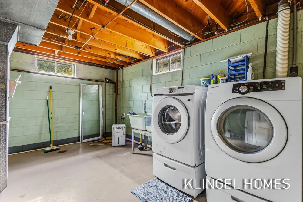 461 W Hile Road Muskegon, MI 49441