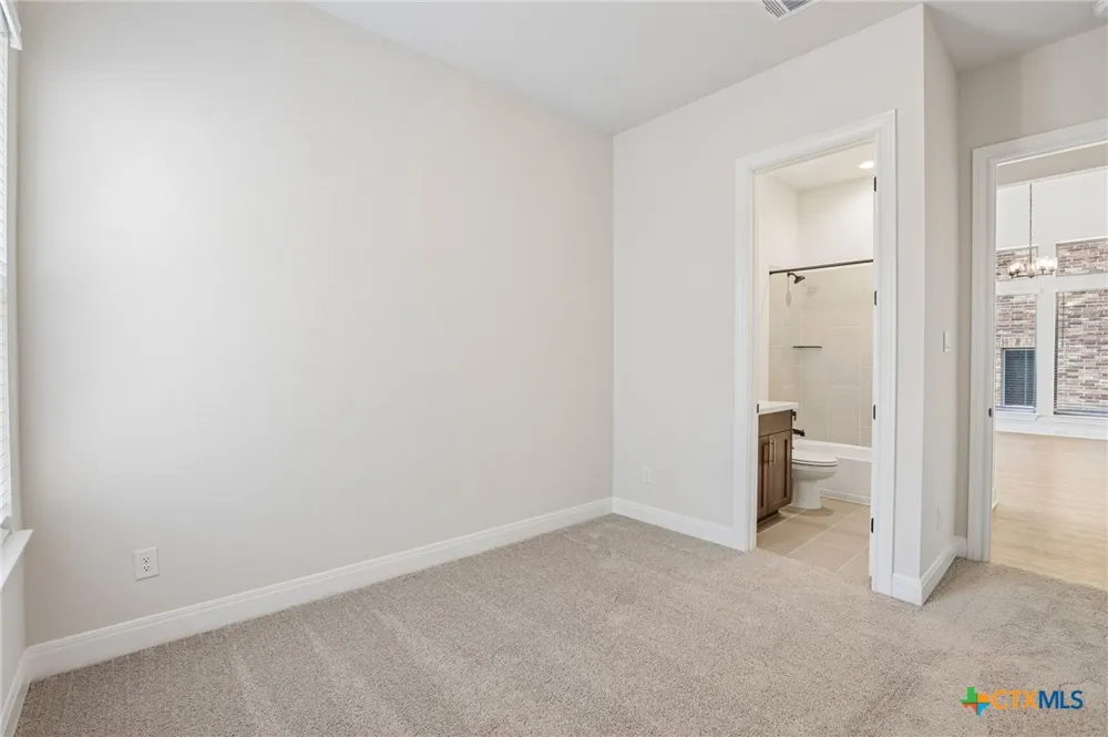 276 Prickly Poppy Loop Kyle, TX 78640