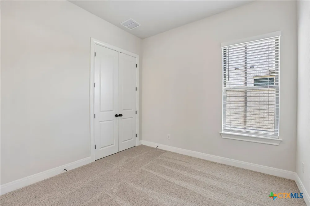 276 Prickly Poppy Loop Kyle, TX 78640