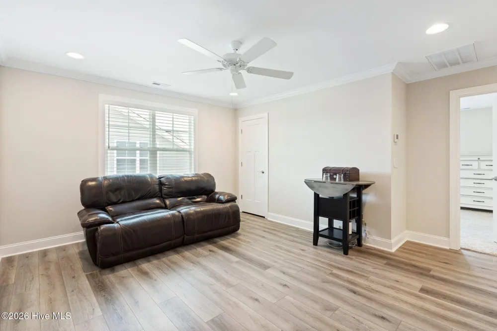 6048 Sand Ridge Avenue Wilmington, NC 28409