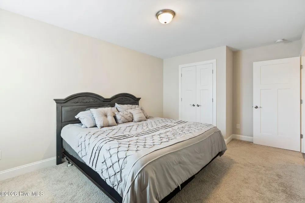 6048 Sand Ridge Avenue Wilmington, NC 28409