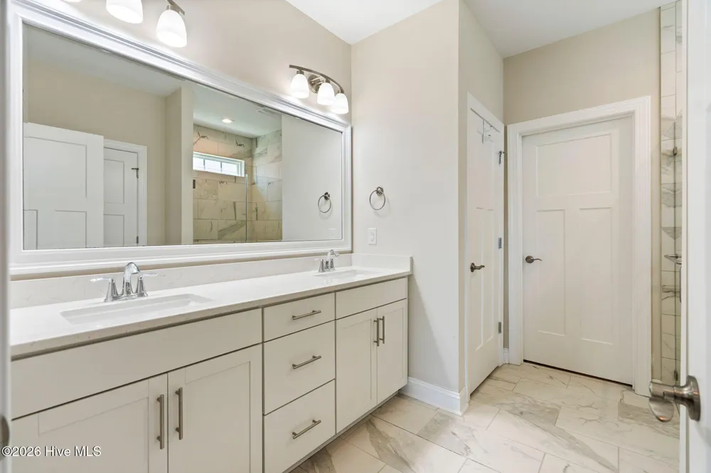 6048 Sand Ridge Avenue Wilmington, NC 28409