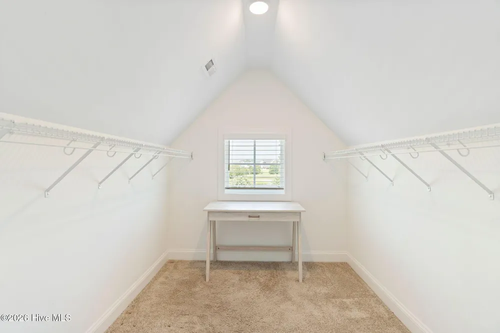 6048 Sand Ridge Avenue Wilmington, NC 28409