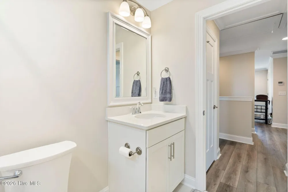 6048 Sand Ridge Avenue Wilmington, NC 28409