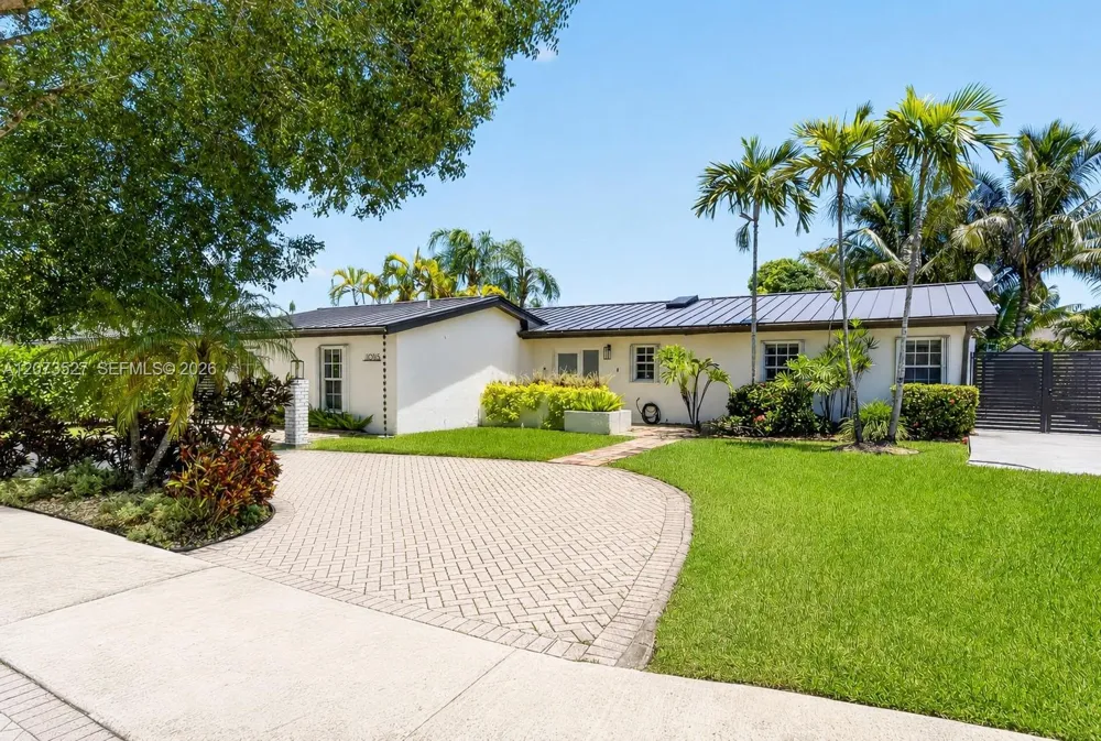 10315 SW 129th Ct Miami, FL 33186
